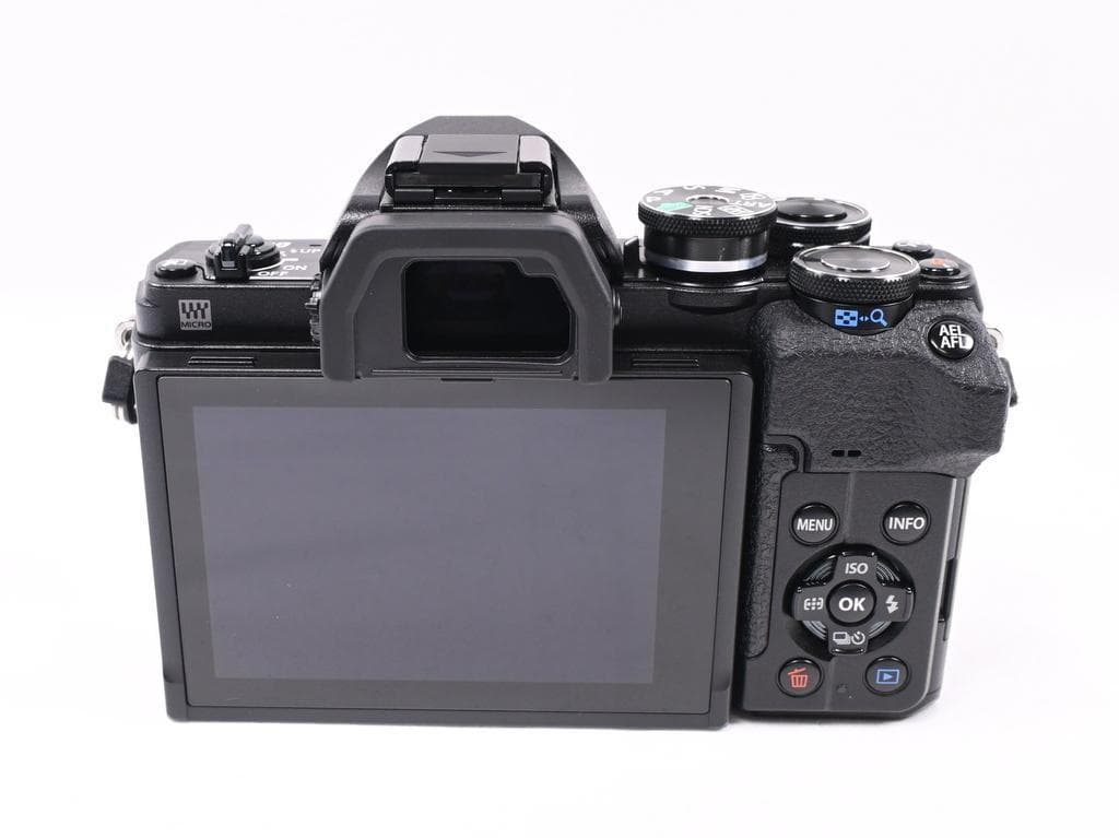 オリンパス OM-D E-M10 Mark IV ダブルズームキット S数378