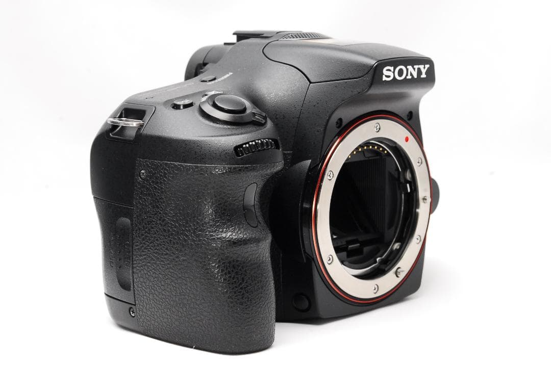 ✨️ SONY ソニー α57 ✨️S数1257枚 カメラバッグ付 一眼レフ