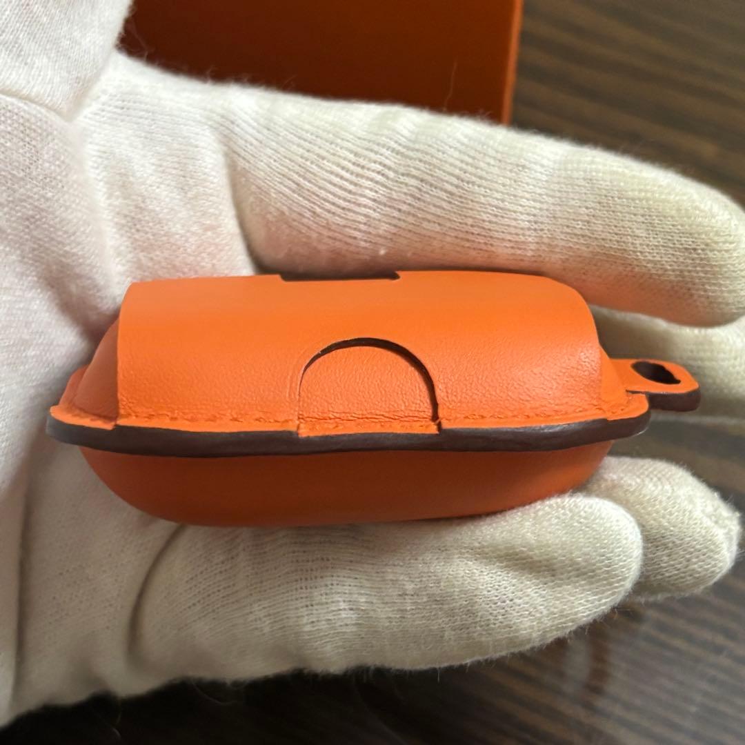 ［未使用］エルメス AirPods Pro2 イヤホンケース　2023 オレンジ