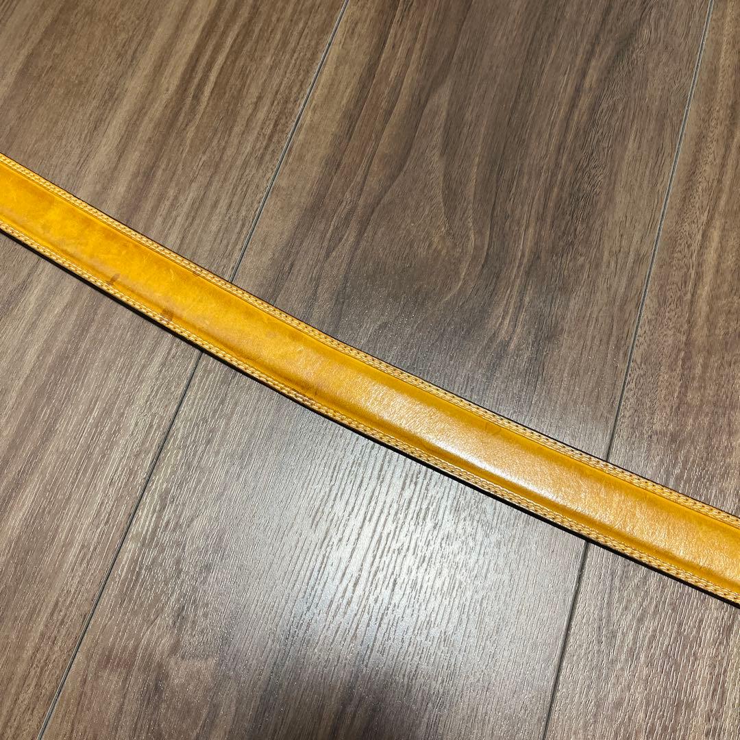 LEYVA イエロー hand made in spain レザーベルト 32