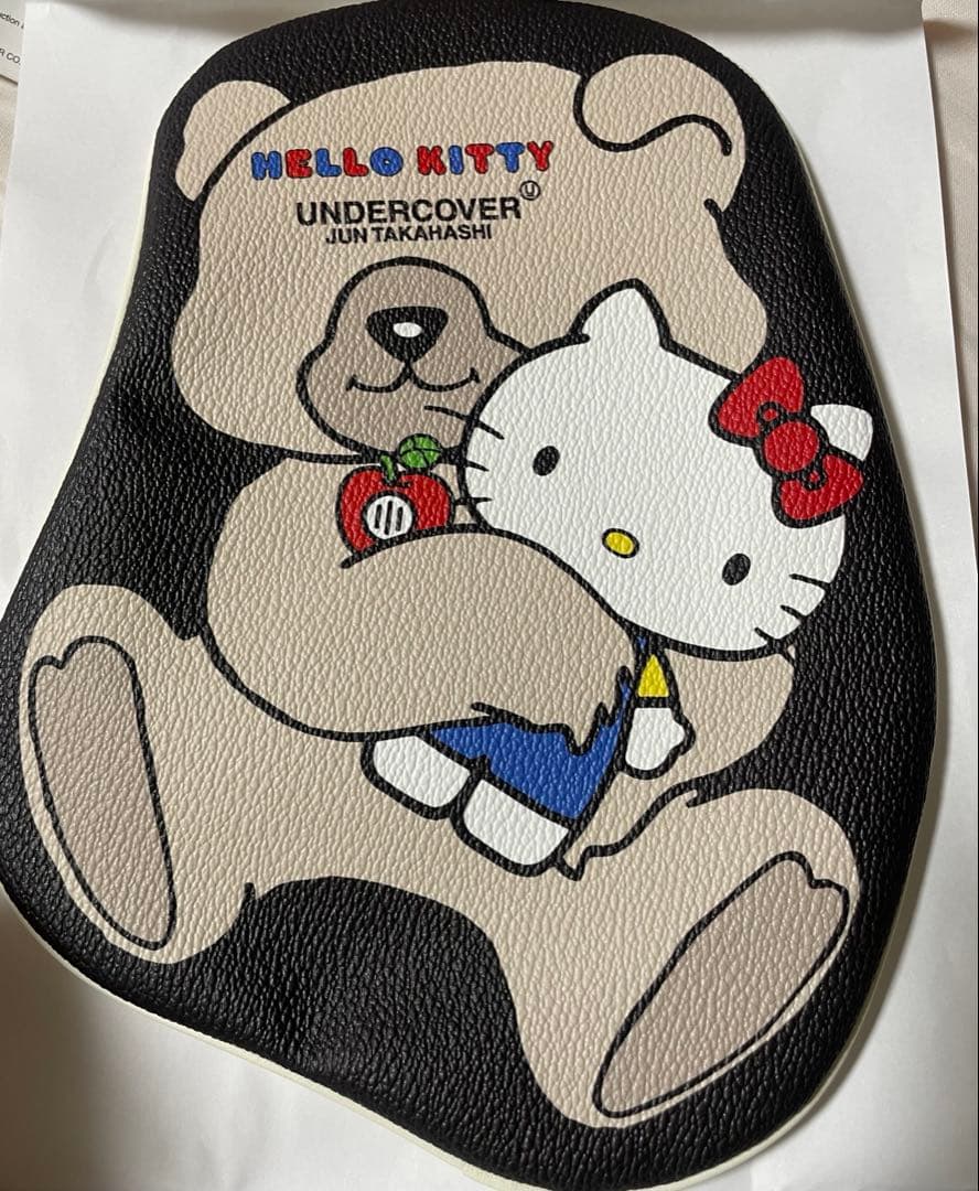 と*た様 【新品未使用】undercover ハローキティ ポーチ