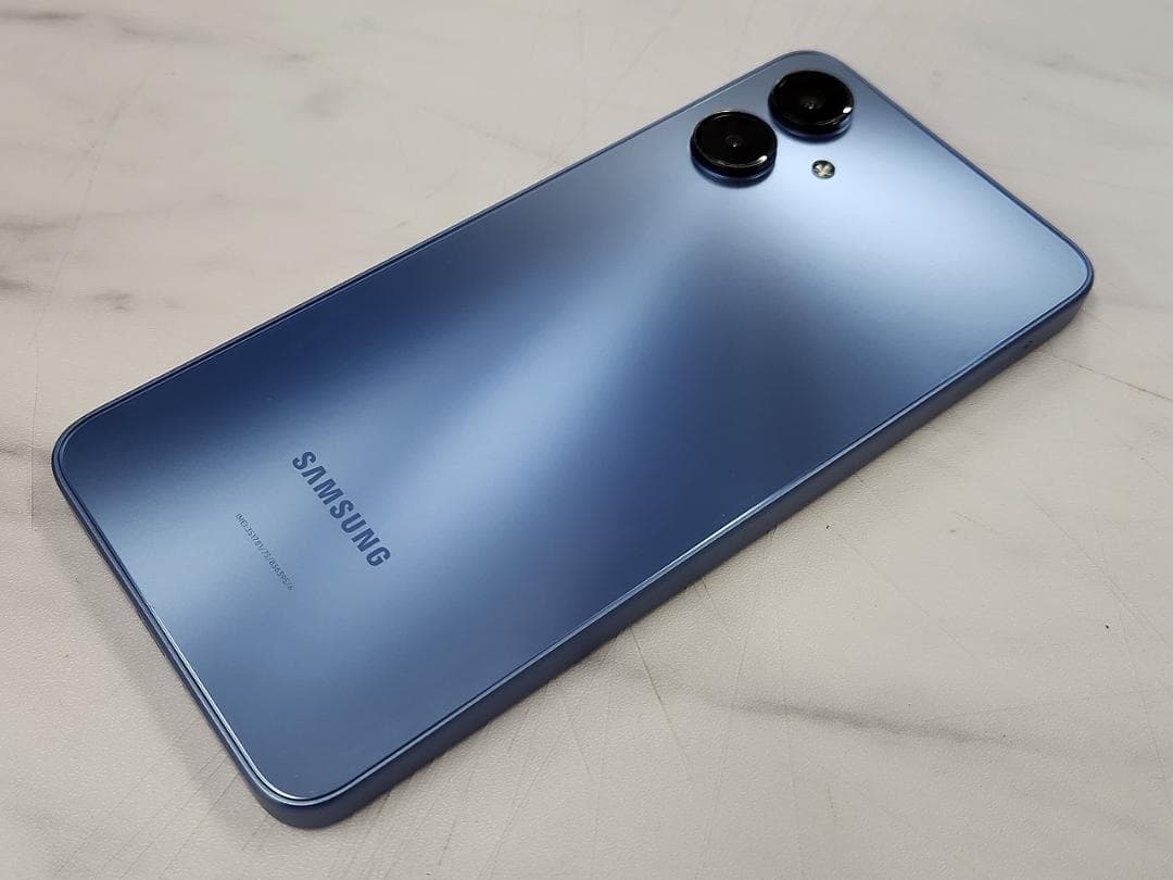 美品★Samsung Galaxy A25 5G SCG33 ブルー AU/UQ