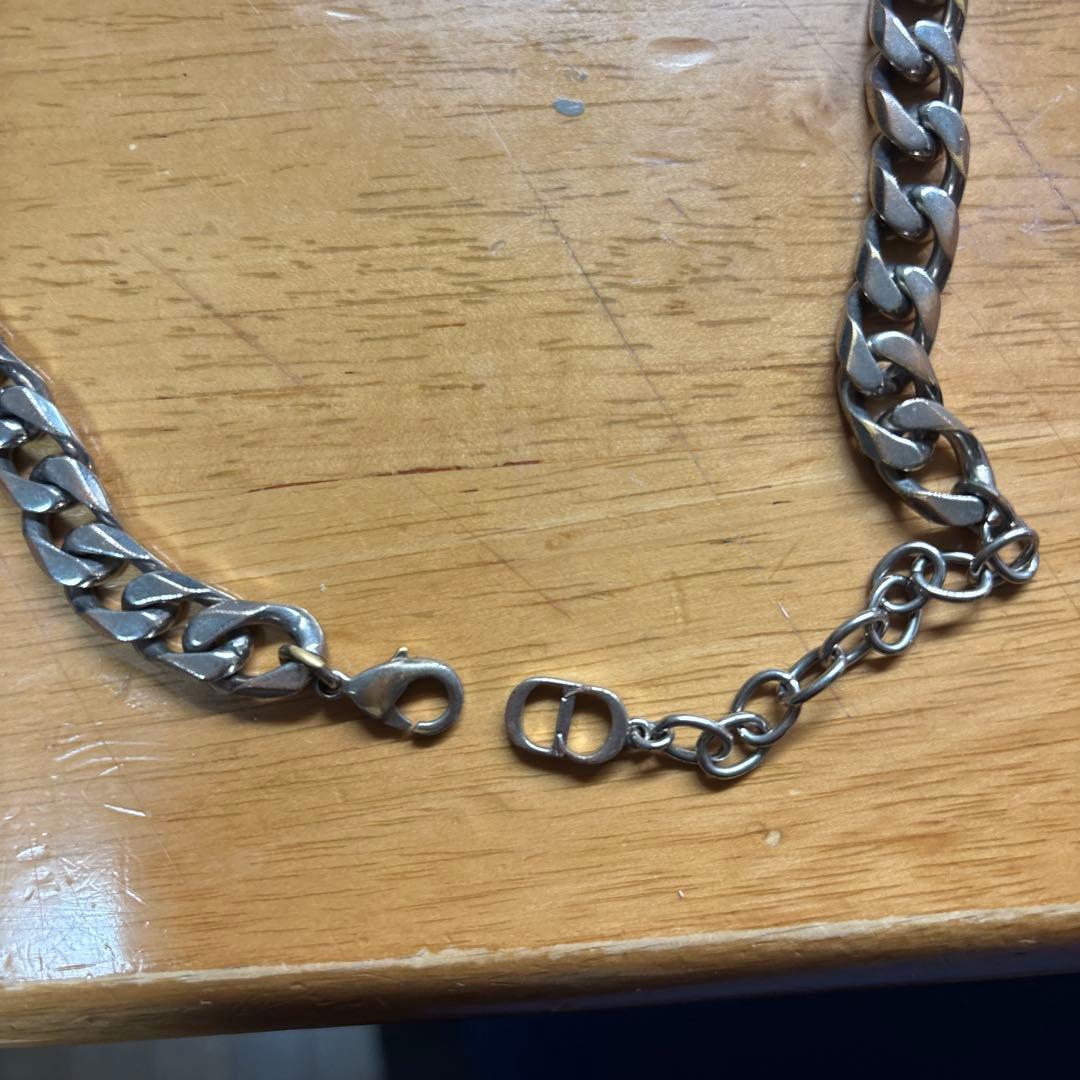 Dior チェーンネックレス ストーン付き