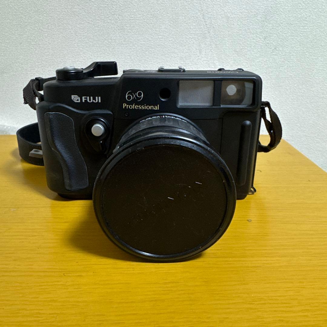 FUJI GW690III 中判フィルムカメラ 中判フィルムカメラ