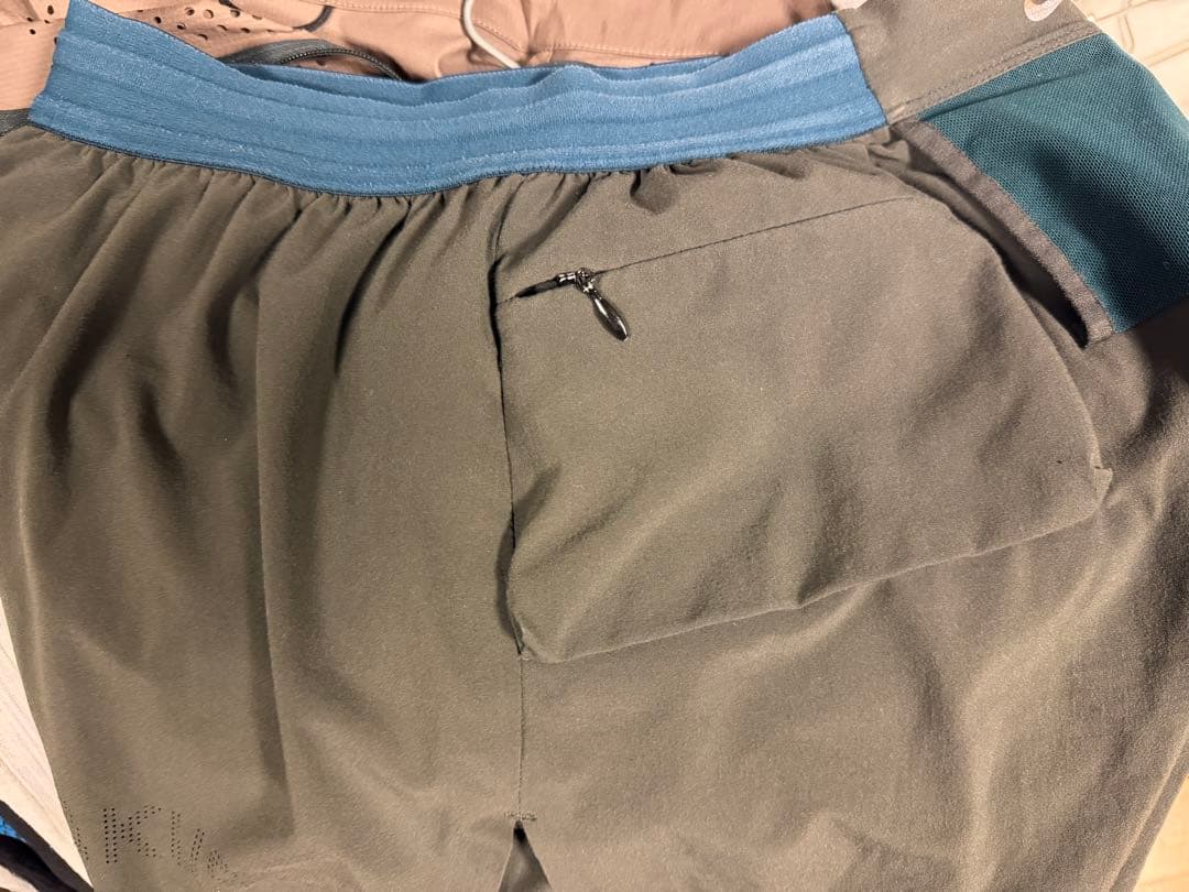 値下NIKE GYAKUSOU レディースジャケットxs　パンツS セットアップ