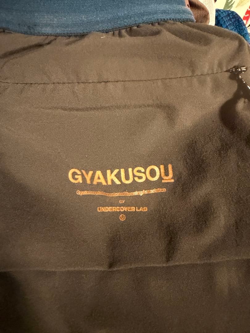 値下NIKE GYAKUSOU レディースジャケットxs　パンツS セットアップ