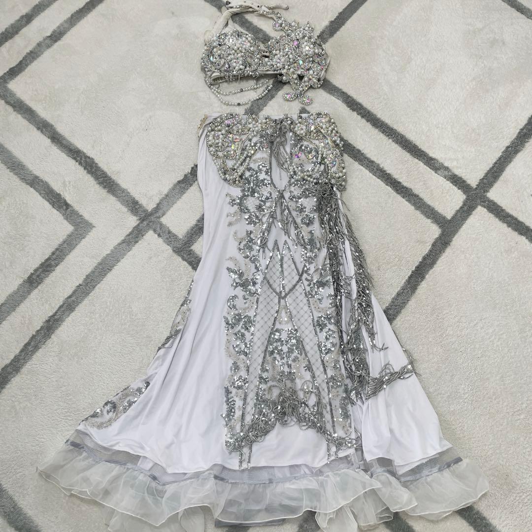 ベリーダンス 衣装　ホワイト