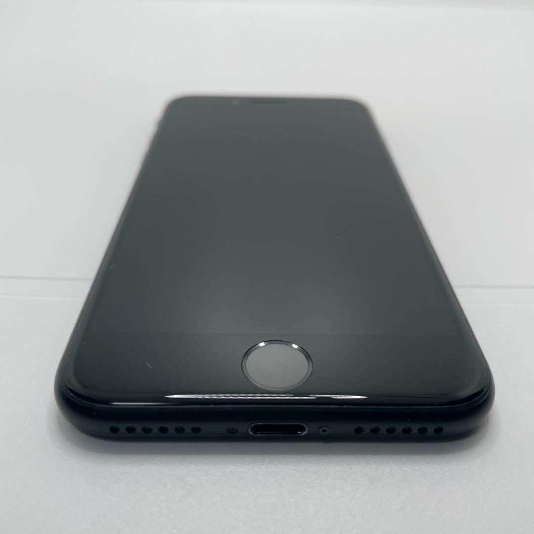 【格安美品】iPhone SE2 128GB simフリー本体 325