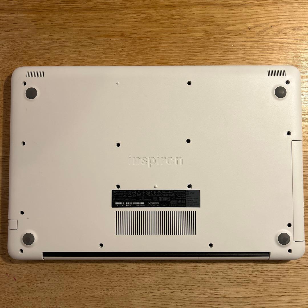 【美品】DELL Inspiron 15 5000 シリーズ ホワイト
