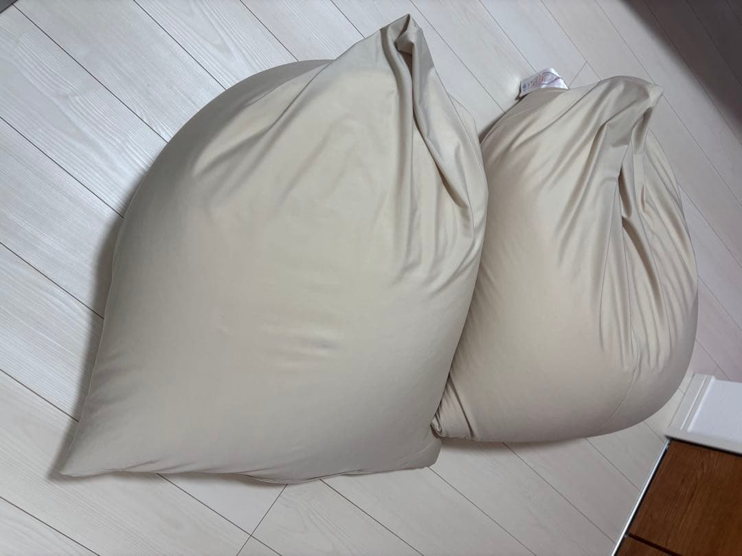 ヨギボー　yogibo ピラミッド　2個　セット　カバー2枚付き