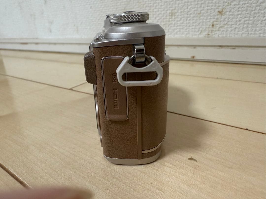 OLYMPUS PEN E-PL9 レンズ2本付き