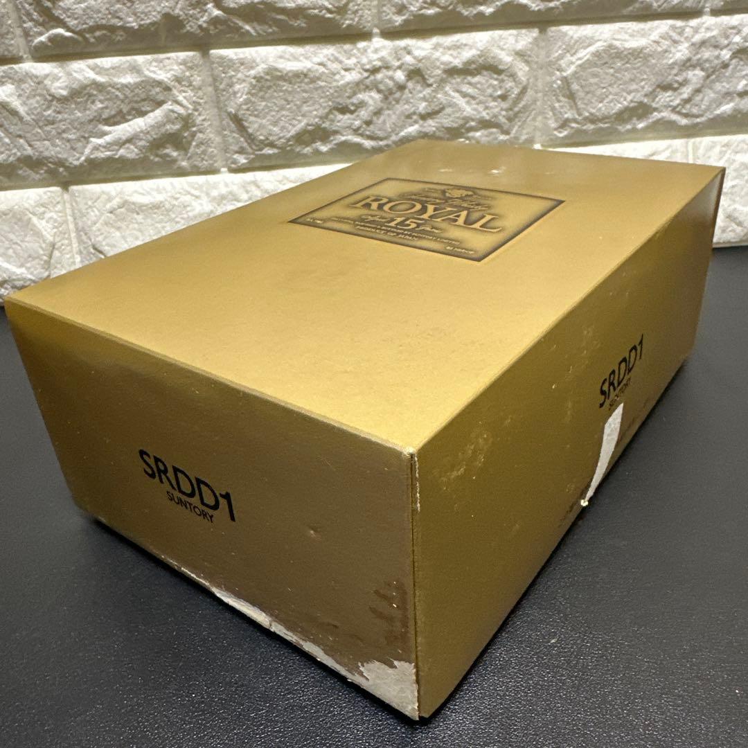 SUNTORY  サントリーローヤル 15年 ゴールドラベル750ml