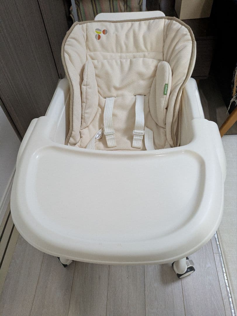 コンビCombi 電動メロディー付きオートスイングハイローチェア