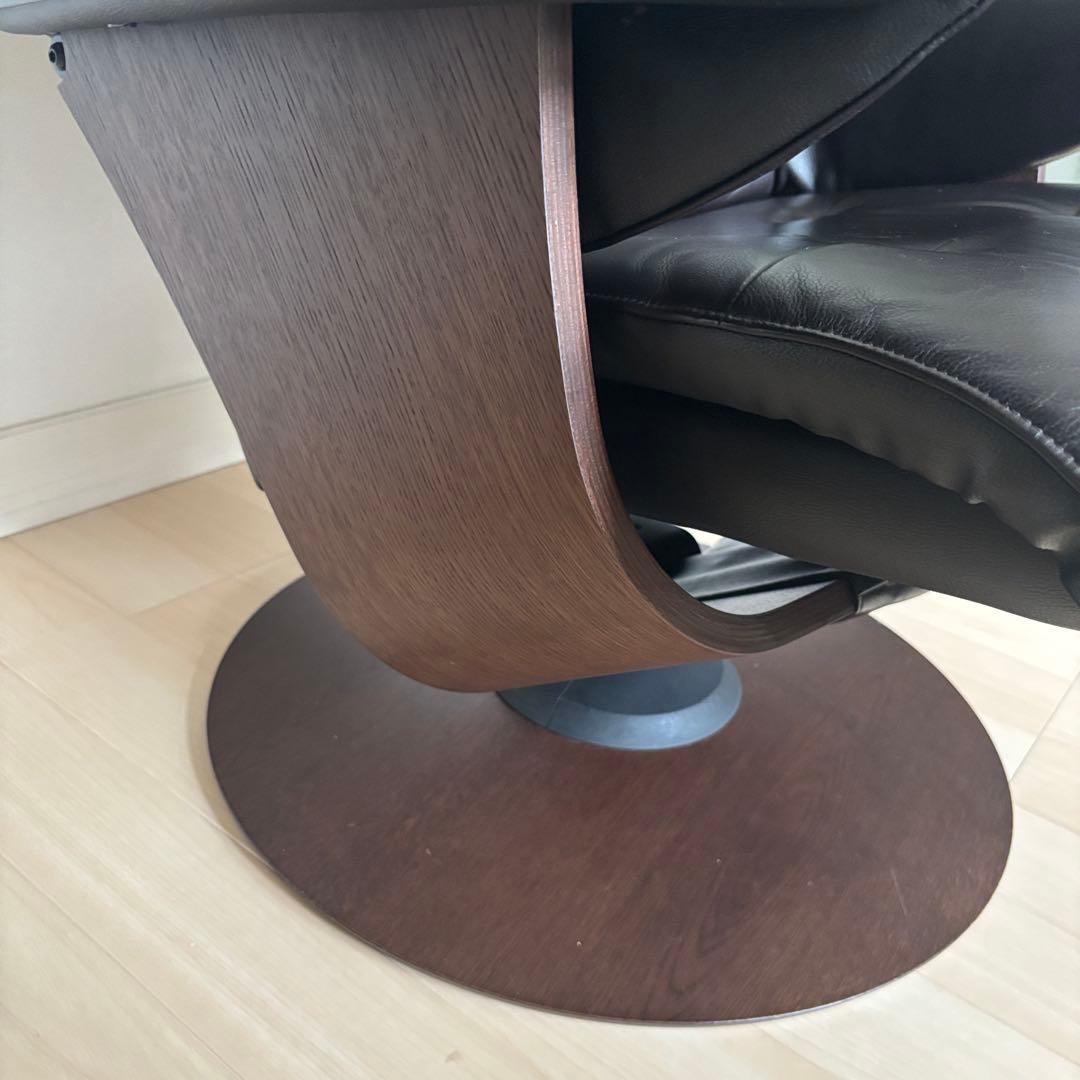 カリモク家具 リクライニングチェア THE FIRST RU7200 ①の本体