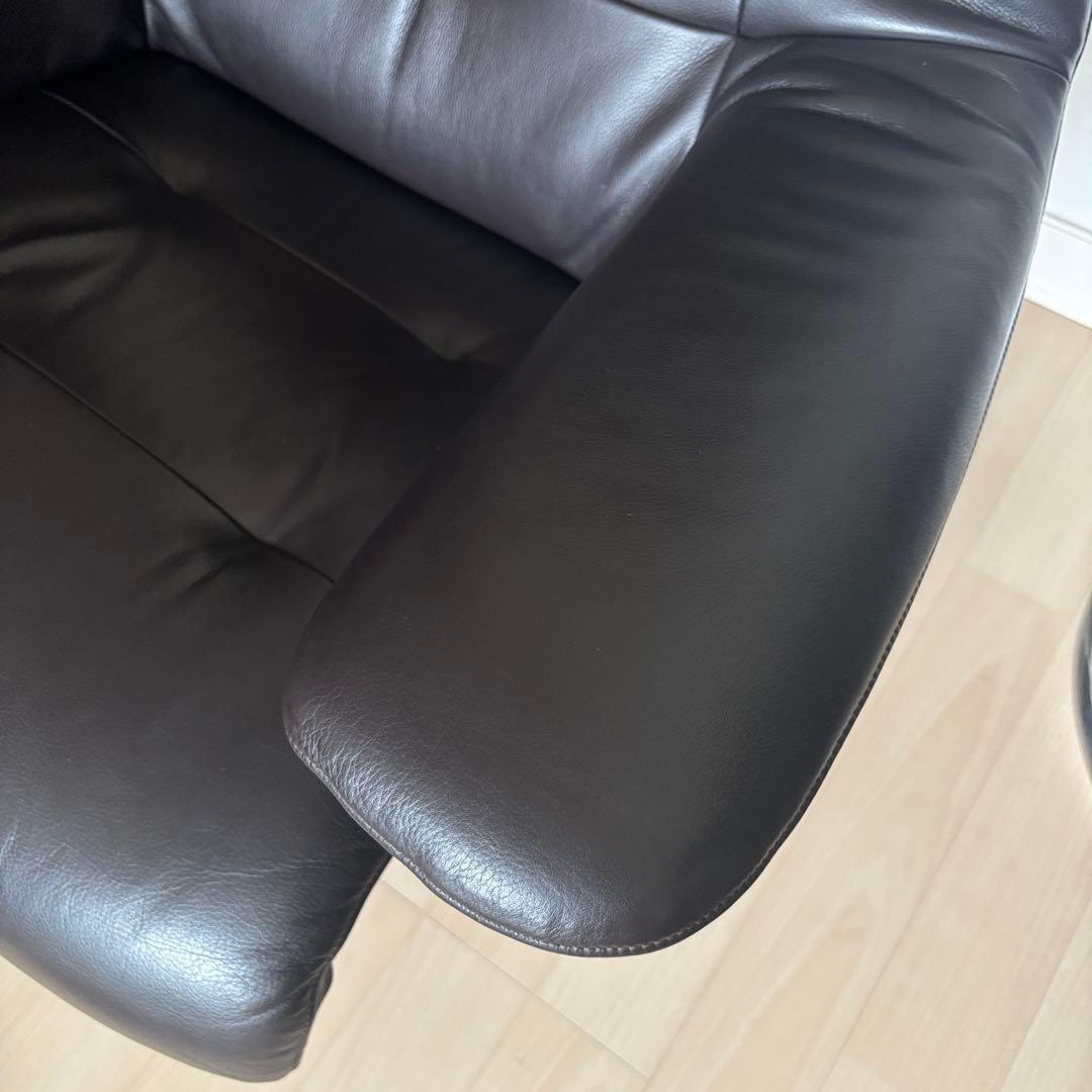 カリモク家具 リクライニングチェア THE FIRST RU7200 ①の本体