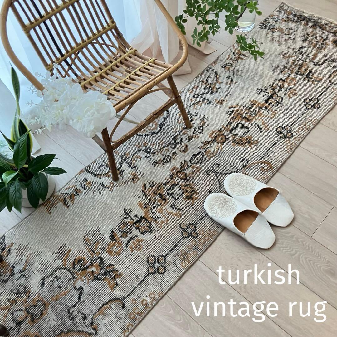 ライトグレー54×199ブラック　キャラメル　ランナー　トルコヴィンテージラグ