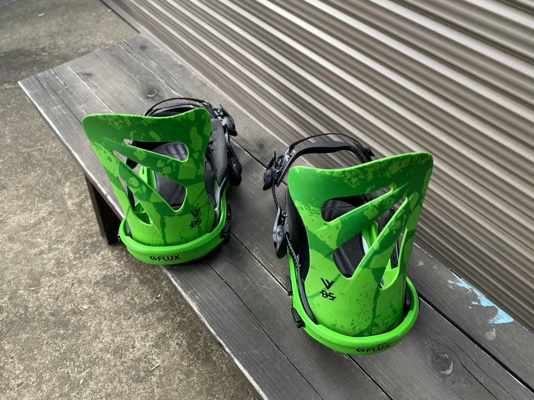 FLUX フラックス DS ディーエス Mサイズ バインディング 4回使用　緑