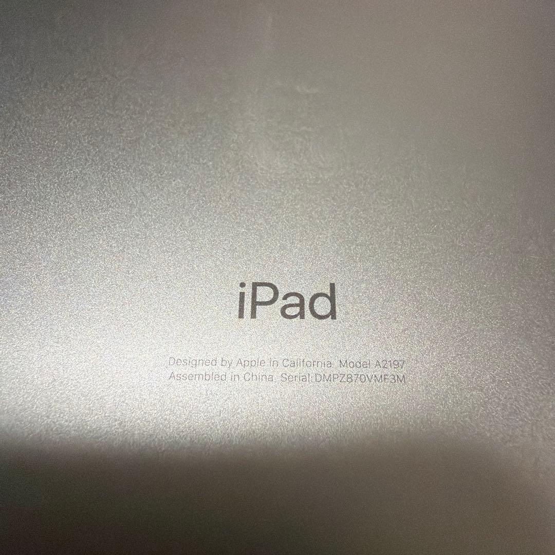Apple iPad A2197 シルバー 本体