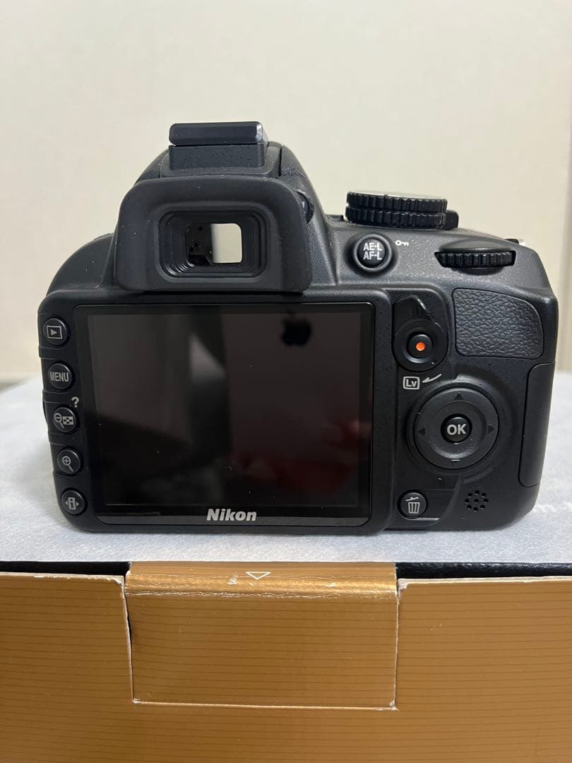 パ*コ様 Nikon D3100ダブルズームキット ショット数368回