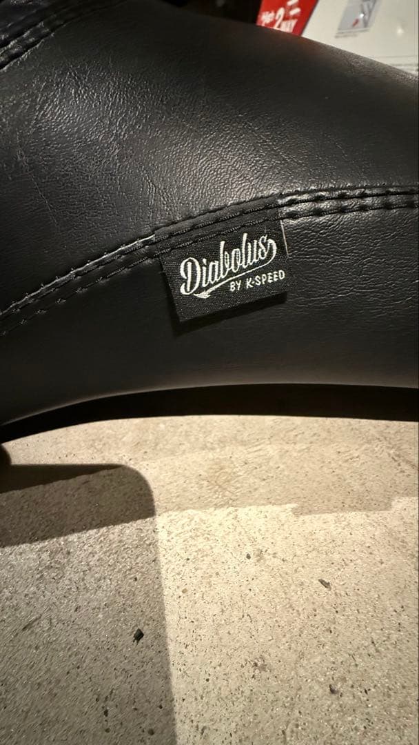 Diabolus バイクシートブラック ダイヤモンドステッチ　　　レブル 250