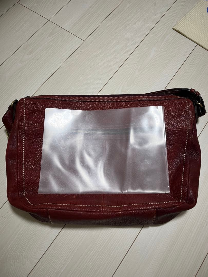 土屋鞄製作所　バーガンディ レザー メッセンジャーバッグ