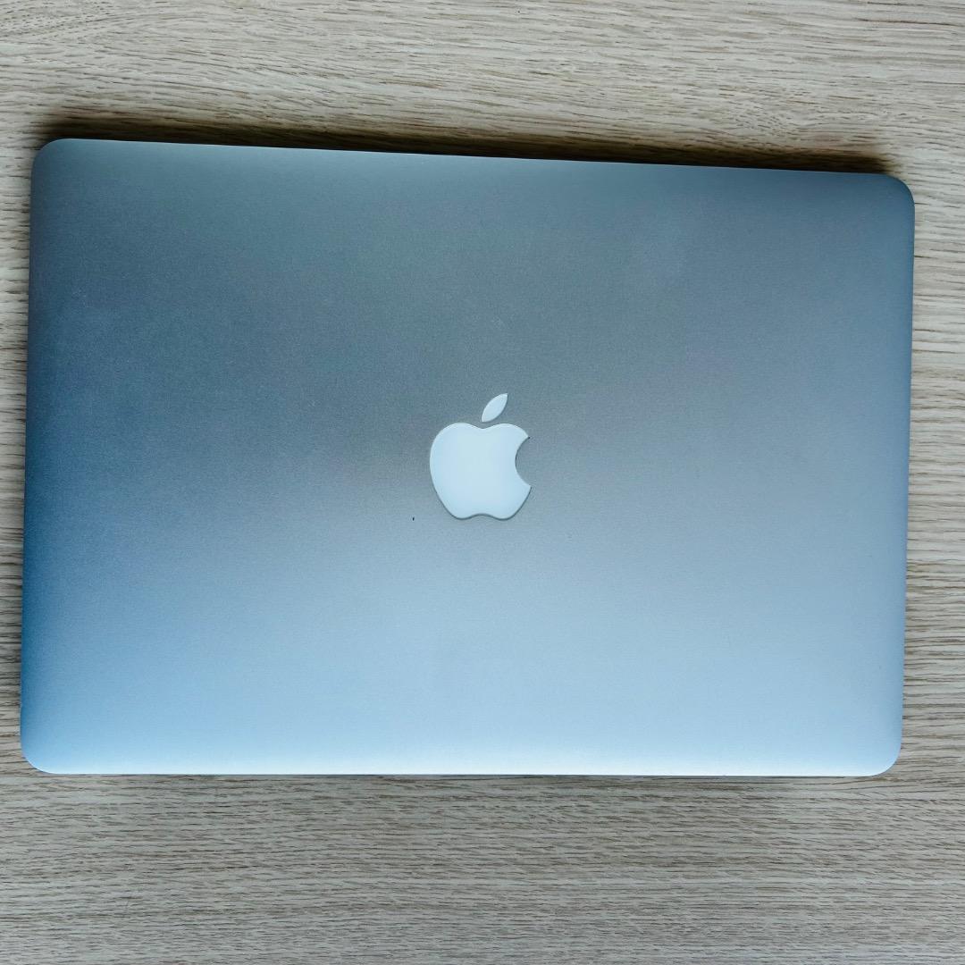 MacBookAir シルバー 1.8inch A1466 2017年モデル