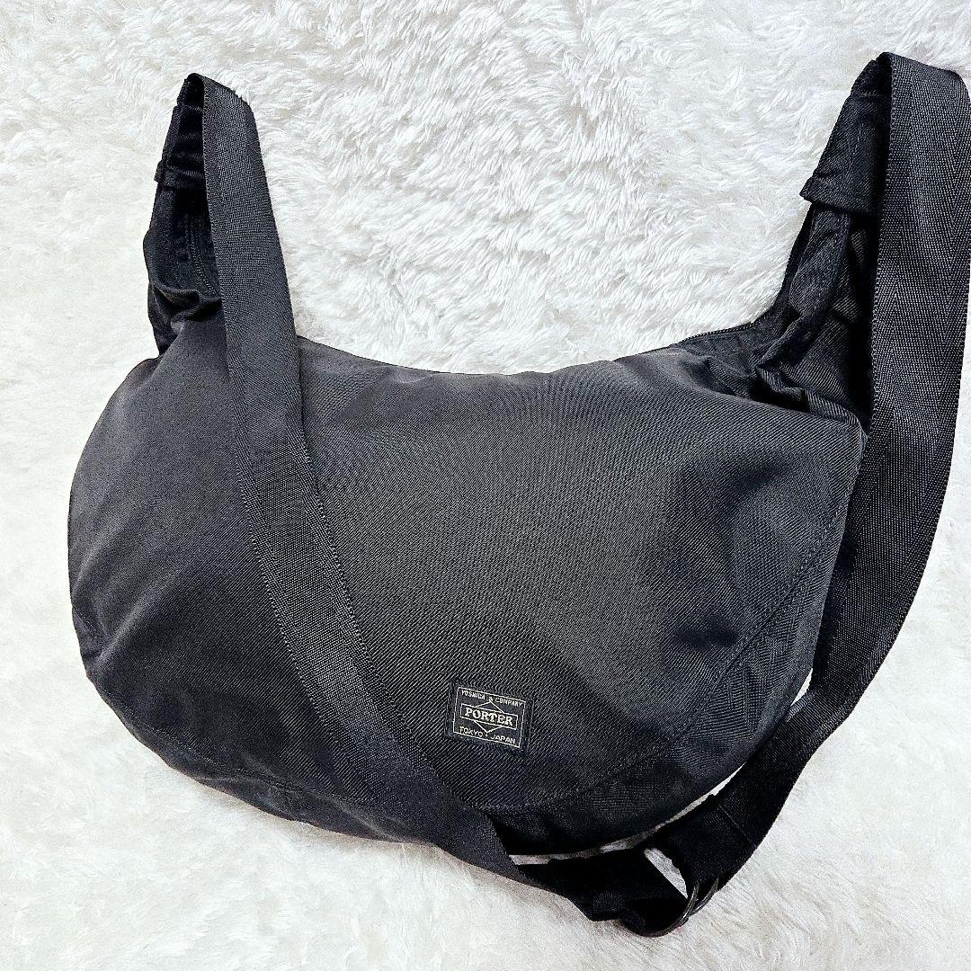 PORTER ポーター ハーフムーン ナイロン ショルダーバッグ 黒