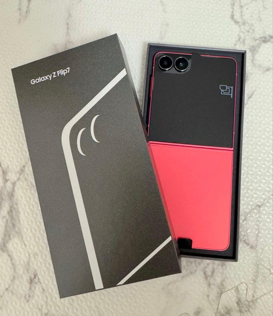 Samsung Galaxy 最新 Z Flip7 本体 国内版