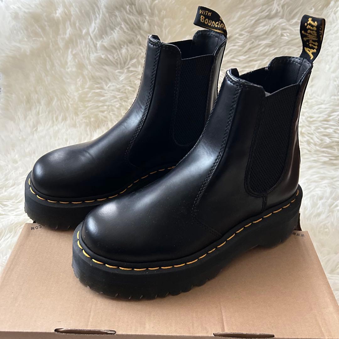 【ドクターマーチン】チェルシーブーツ　黒　厚底　サイドゴア　UK4 23.0㎝