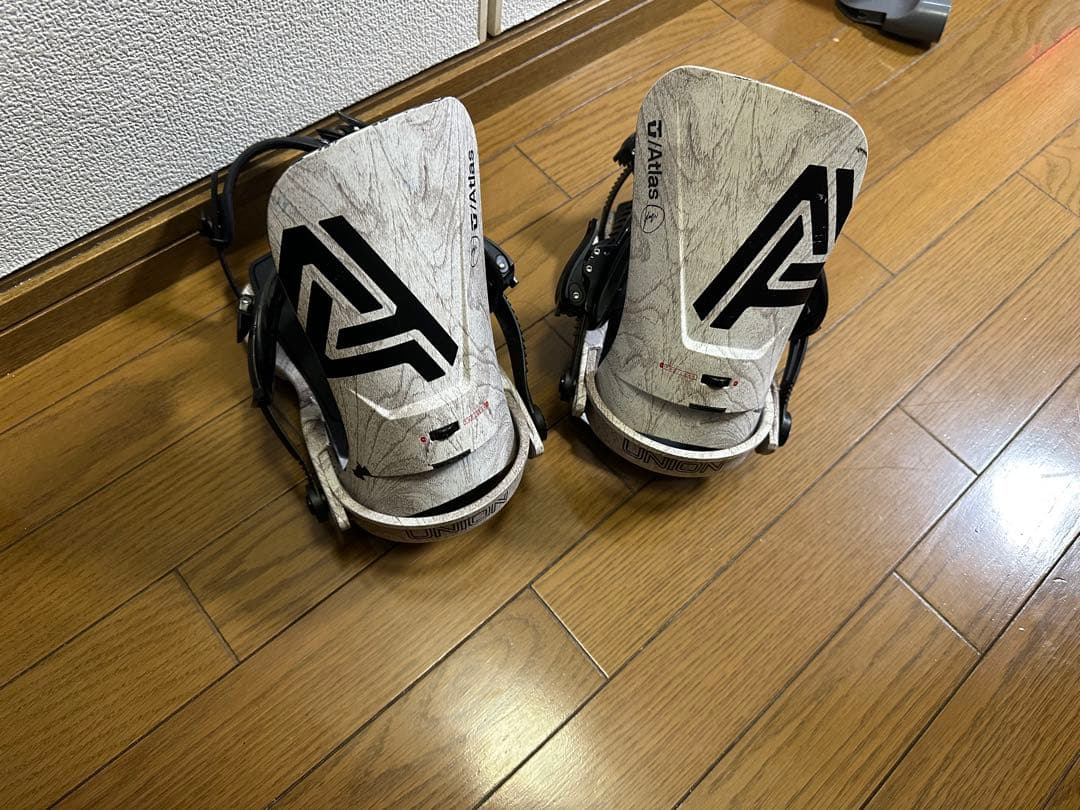 UNION 22-23 BINDINGATLAS （アトラス）数回使用