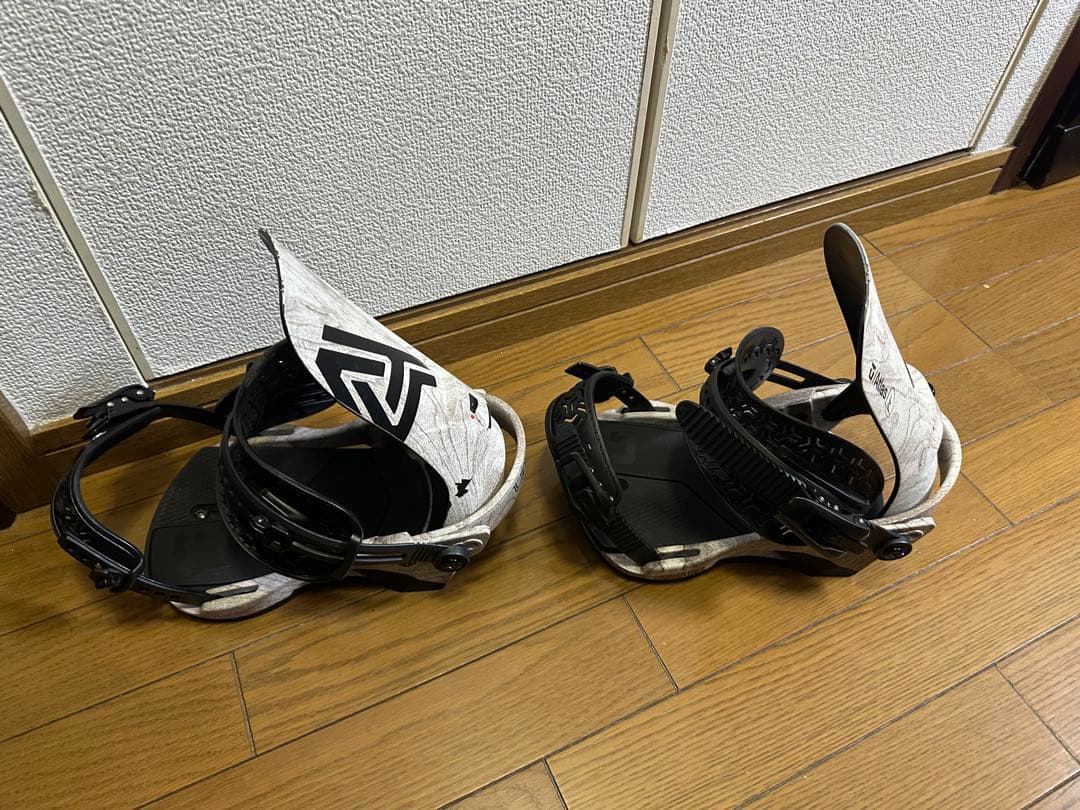 UNION 22-23 BINDINGATLAS （アトラス）数回使用