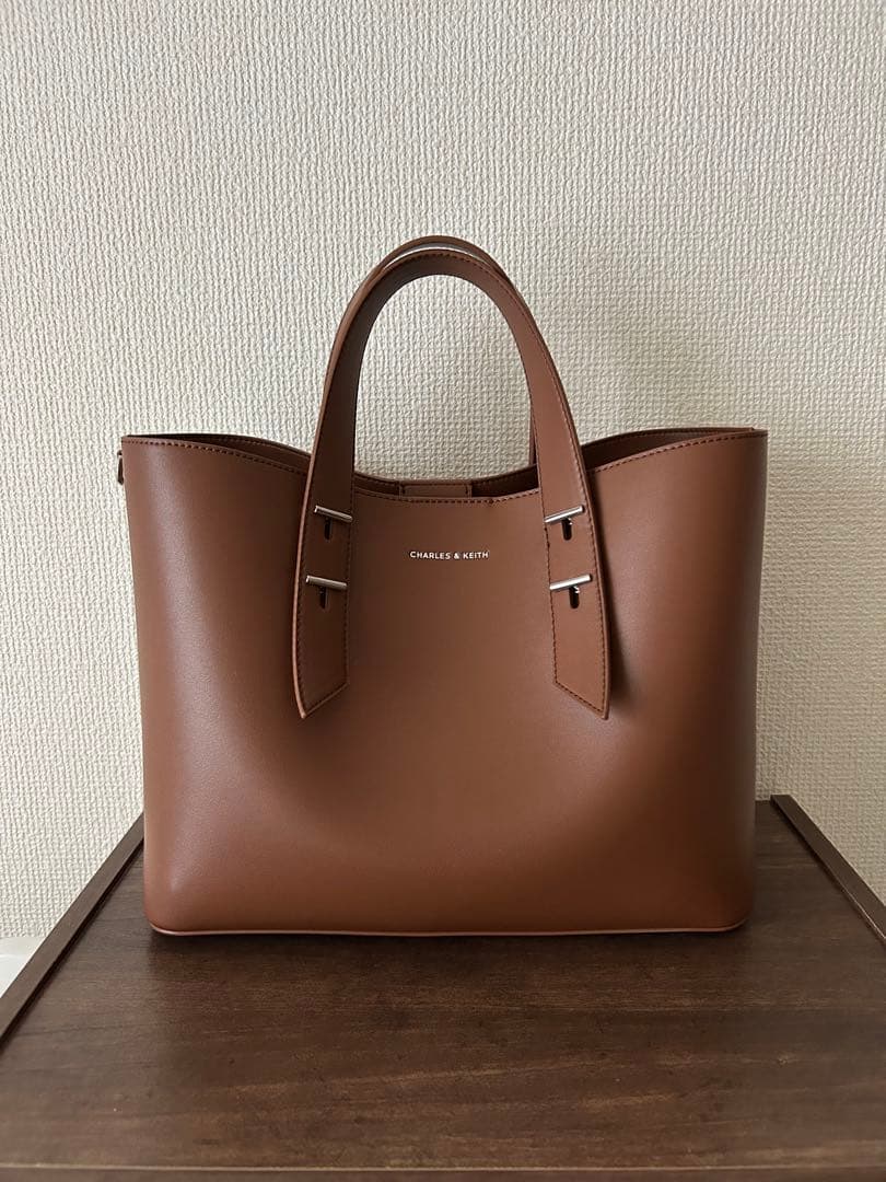 CHARLES & KEITH ブラウン ハンドバッグ トートバッグ