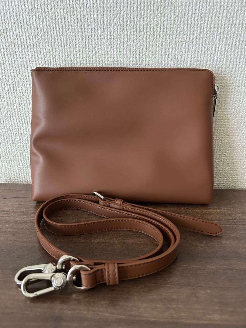 CHARLES & KEITH ブラウン ハンドバッグ トートバッグ