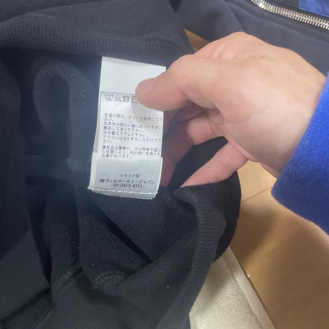 c*i様 VERSACE カレッジフィット パーカー ブラック/ブルー