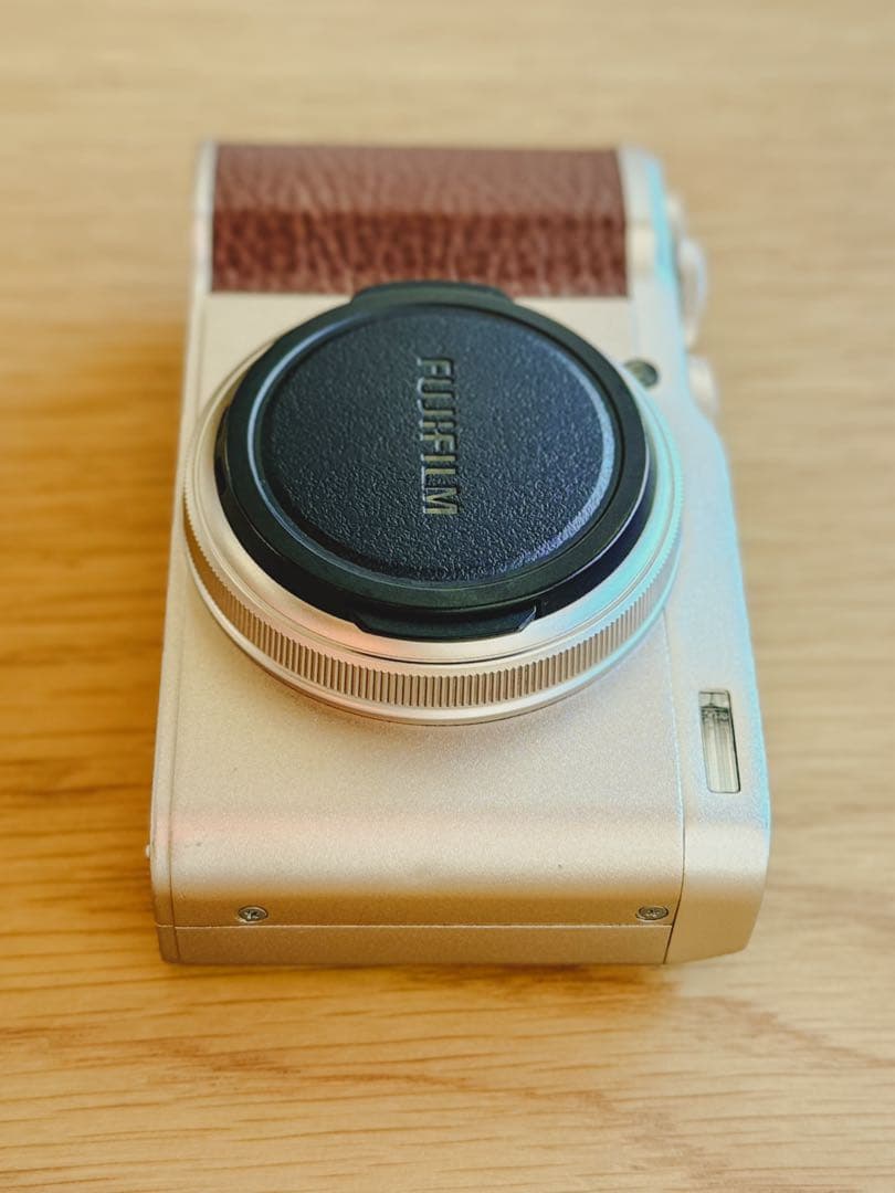 Fujifilm XF10 シャンパンゴールド 本体のみ