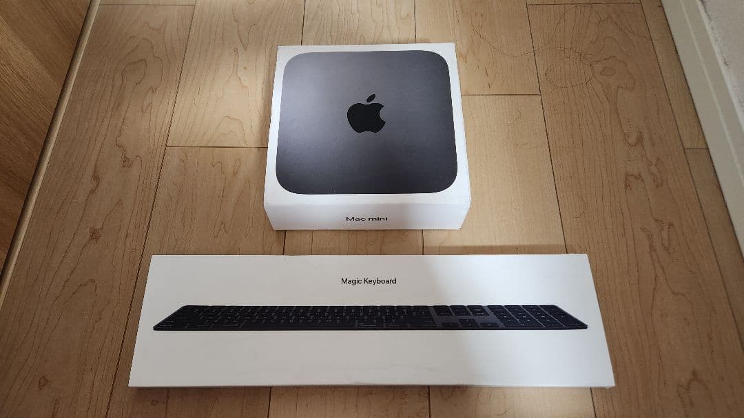 Macデスクトップ Mac mini2018 + Magic Keyboard