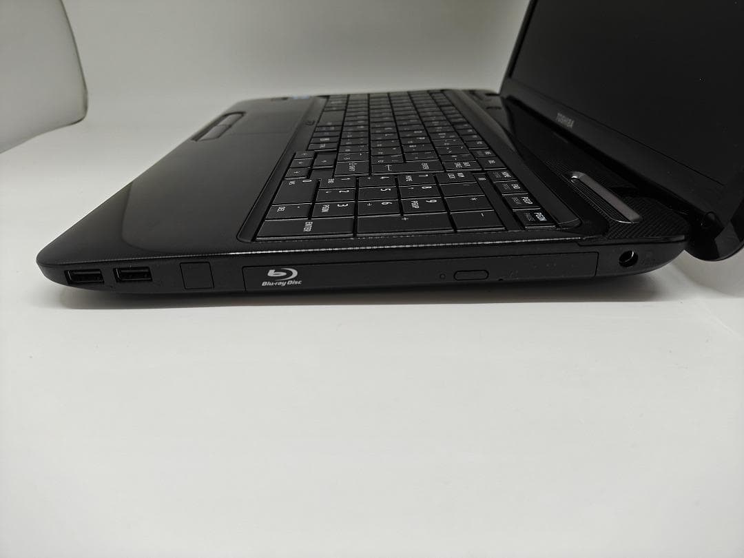 【東芝】爆速 Corei7/新品SSD128GB ノートパソコン C10