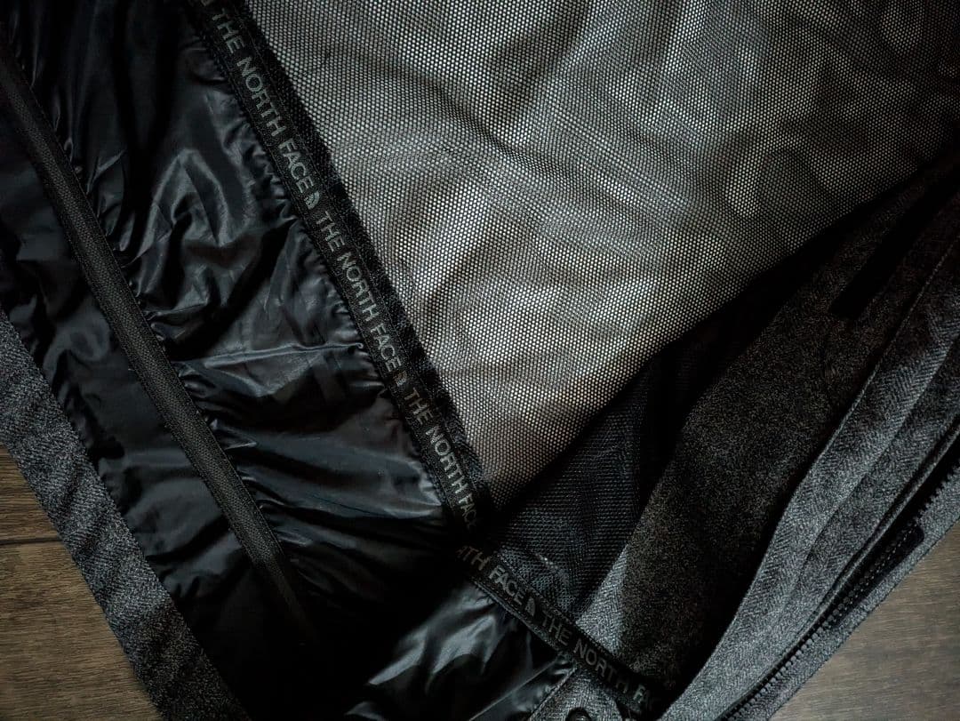 【定価35000円　早い者勝ち！】ノースフェイス　マウンテンパーカー