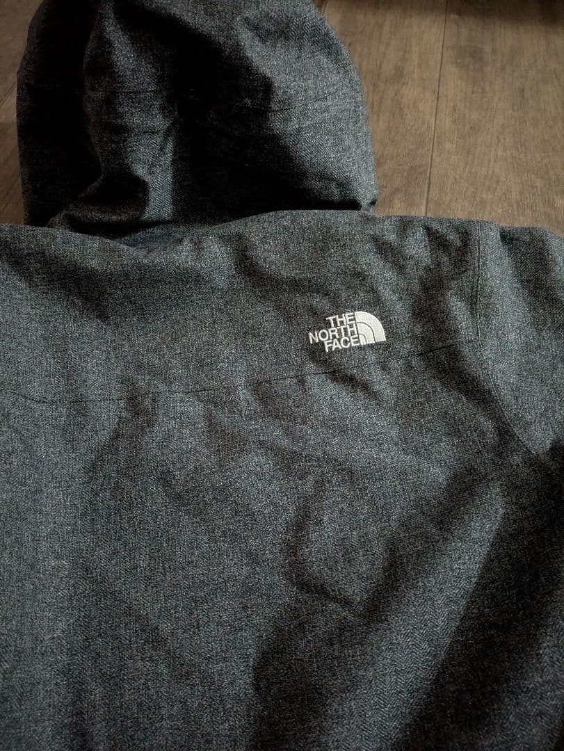 【定価35000円　早い者勝ち！】ノースフェイス　マウンテンパーカー