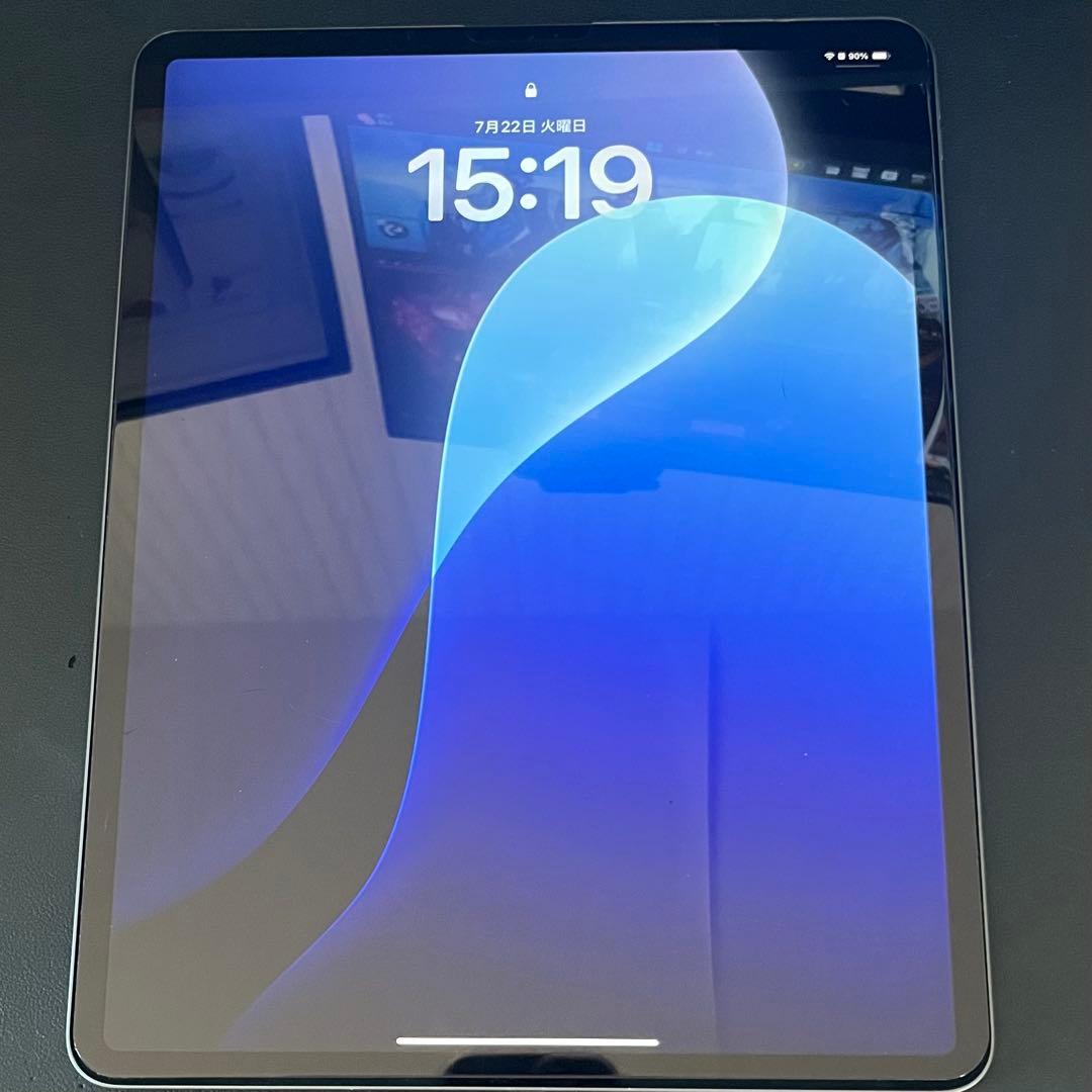 ipad pro 12.9 第四世代 wifiモデル 128GB キーボード付き