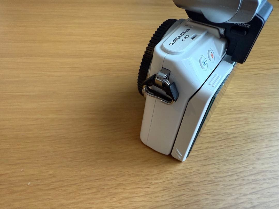 値下【ジャンク/故障品】OLYMPUS PEN Lite E-PL5 オリンパス