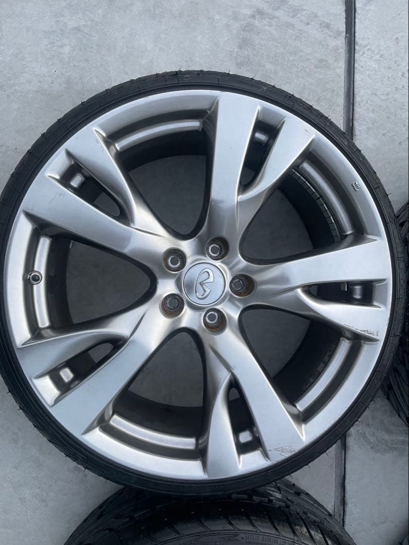 Y51純正ホイール　20インチ タイヤ新品　9J 34z