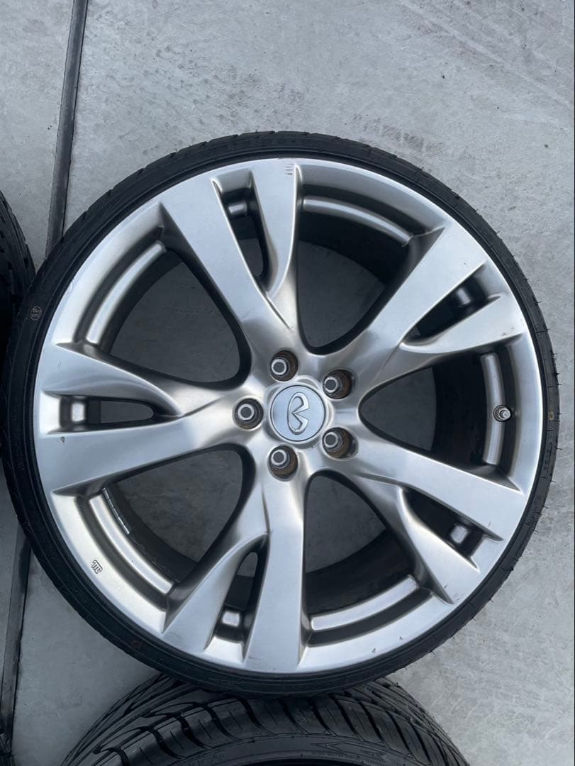 Y51純正ホイール　20インチ タイヤ新品　9J 34z