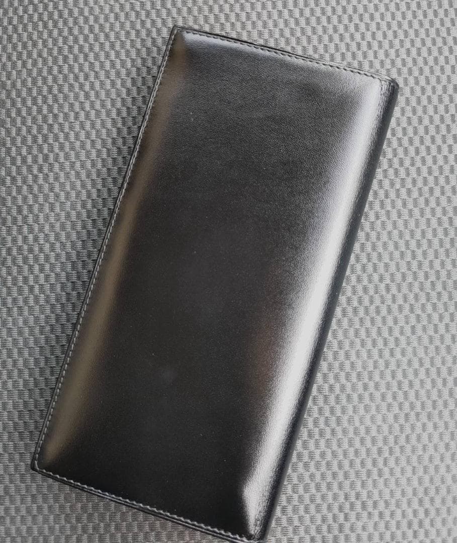 未使用 カルティエ Cartier パシャ ドゥ カルティエ レザー 長財布