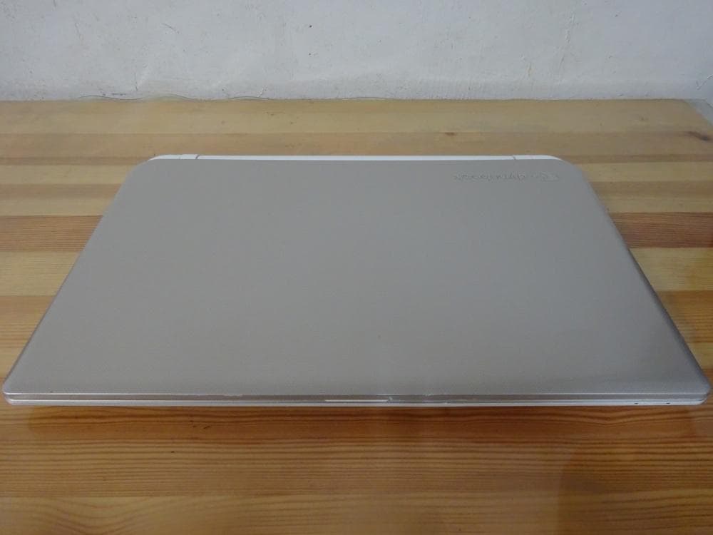 東芝ノートパソコン dynabook T45/PGS/中古美品