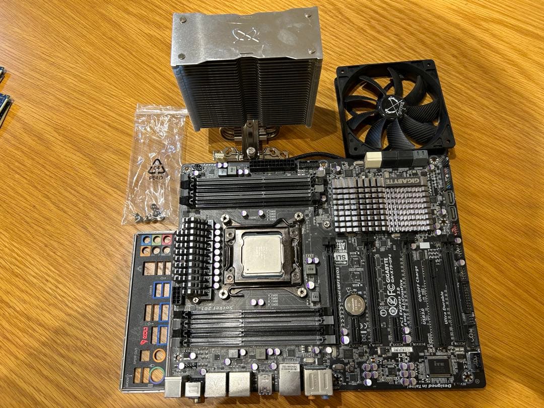 GIGABYTE GA-X79-UP4 i7-4930K メモリ32GB付