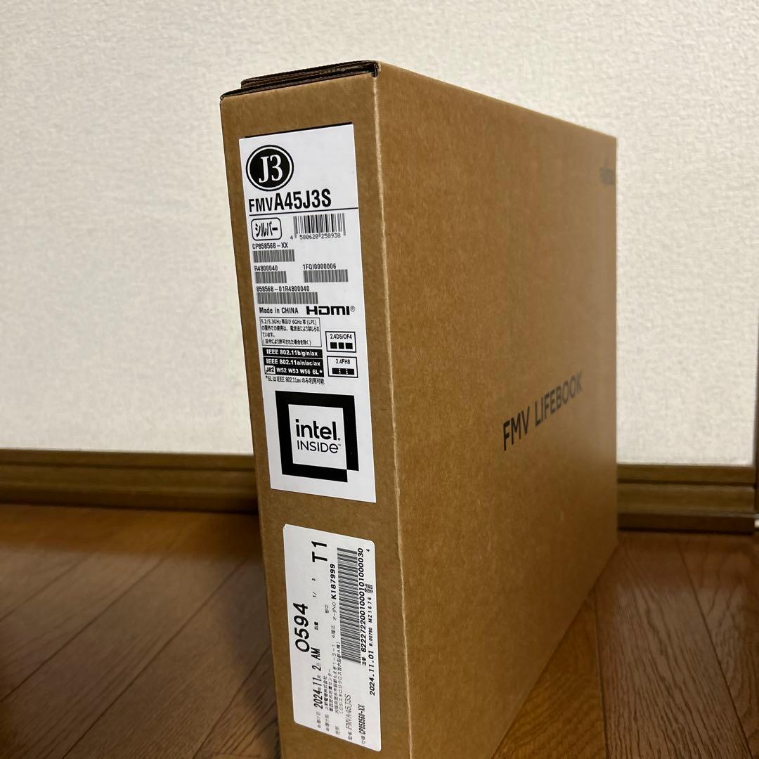 【新品未使用】FMV 16.0型ノートパソコン ファインシルバー