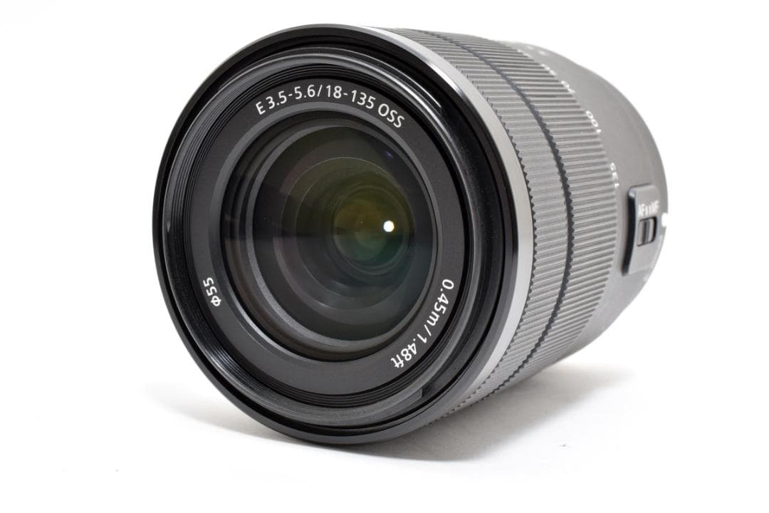 新品級 ソニー E 18-135mm 3.5-5.6 SEL18135 H326