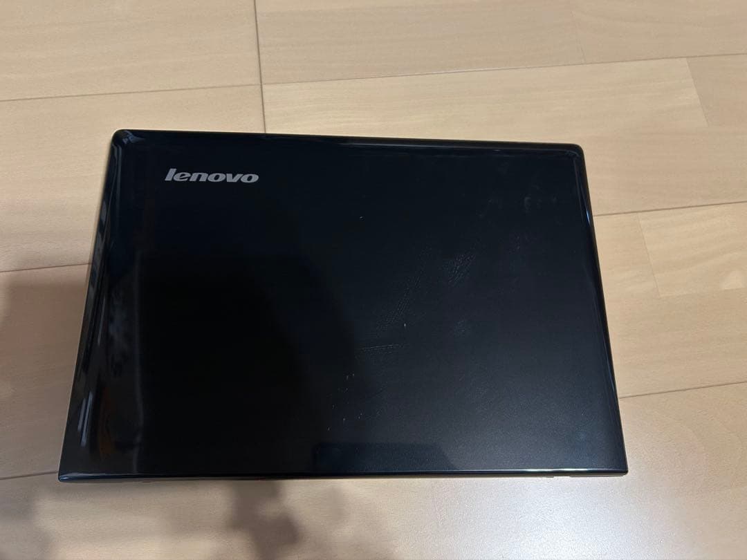 新品同様 Lenovo Intel i3 4GB wabカメラ ディスクドライブ