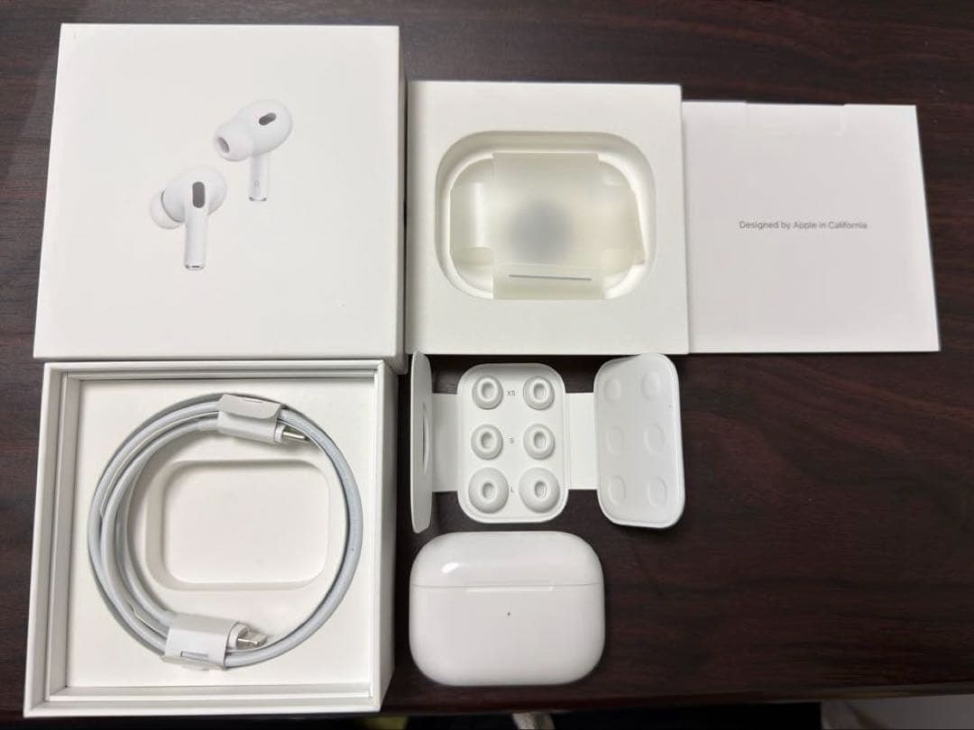 AirPods Pro（第2世代）本体 ホワイト 充電ケース付き